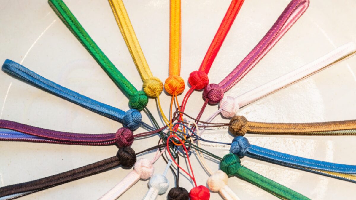 色とりどりのくみひも